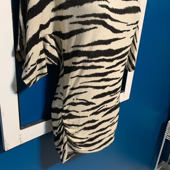 Toska Zebra print three quarter length shirt - Picture 2 of 4